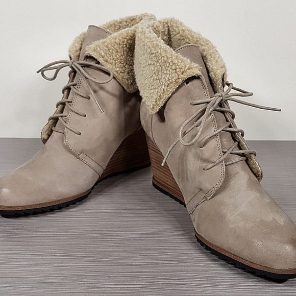 Caslon Gaby Faux Shearling Lace-Up Bootie, Sand Leather, Womens Size 11 M / 41 - Picture 4 of 11